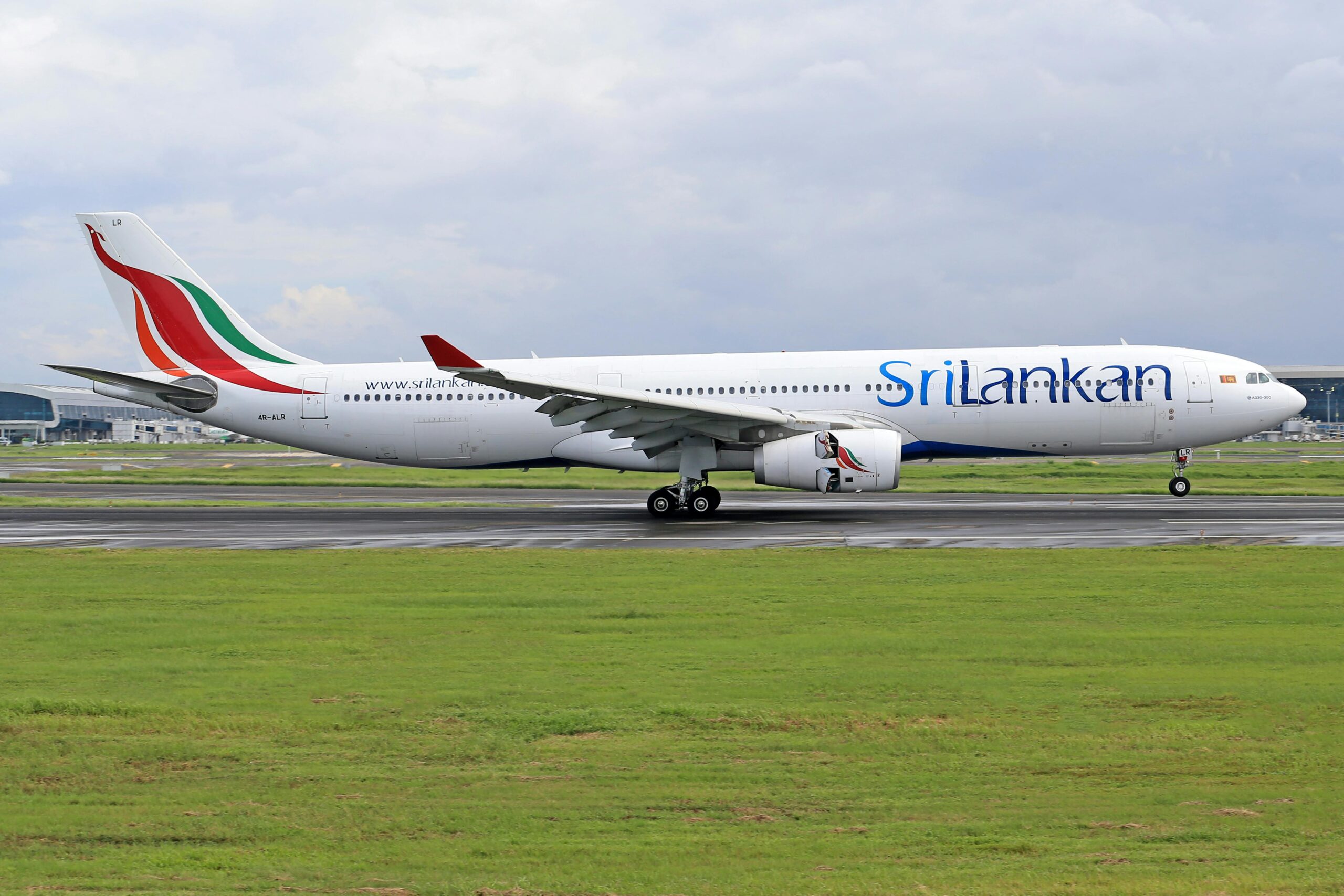 تاكسي الجابرية الى المطار